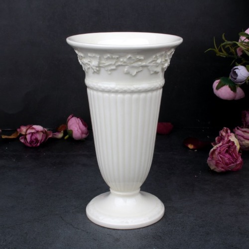 영국찻잔 영국앤틱 웨지우드 Wedgwood 퀸즈웨어 화이트 Queensware Vase,야드로,영국찻잔